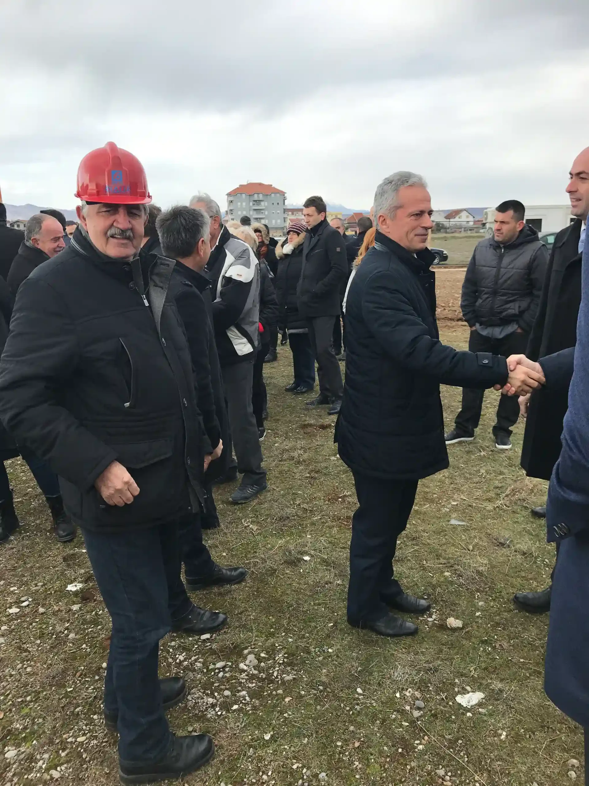 dom za stare kamen temeljac (2)