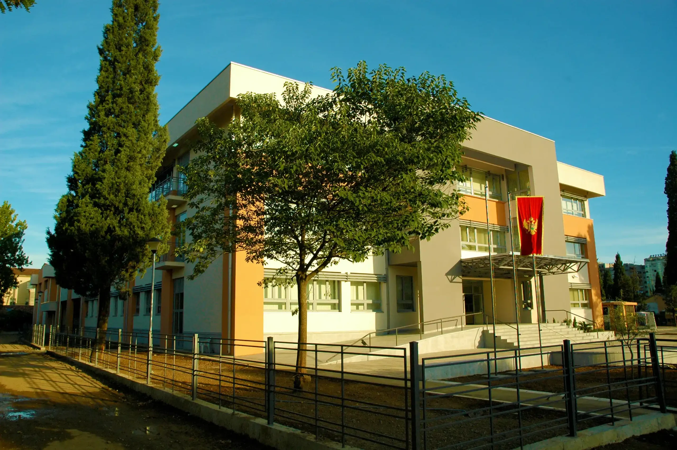 srednja ekonomska skola (17)