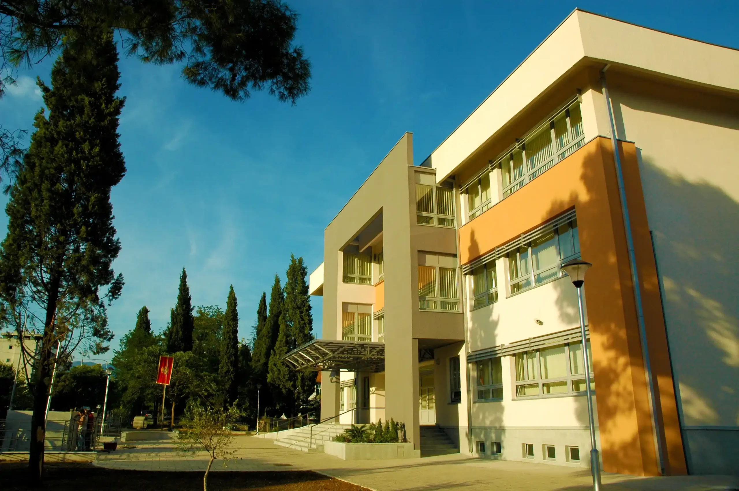 srednja ekonomska skola (21)