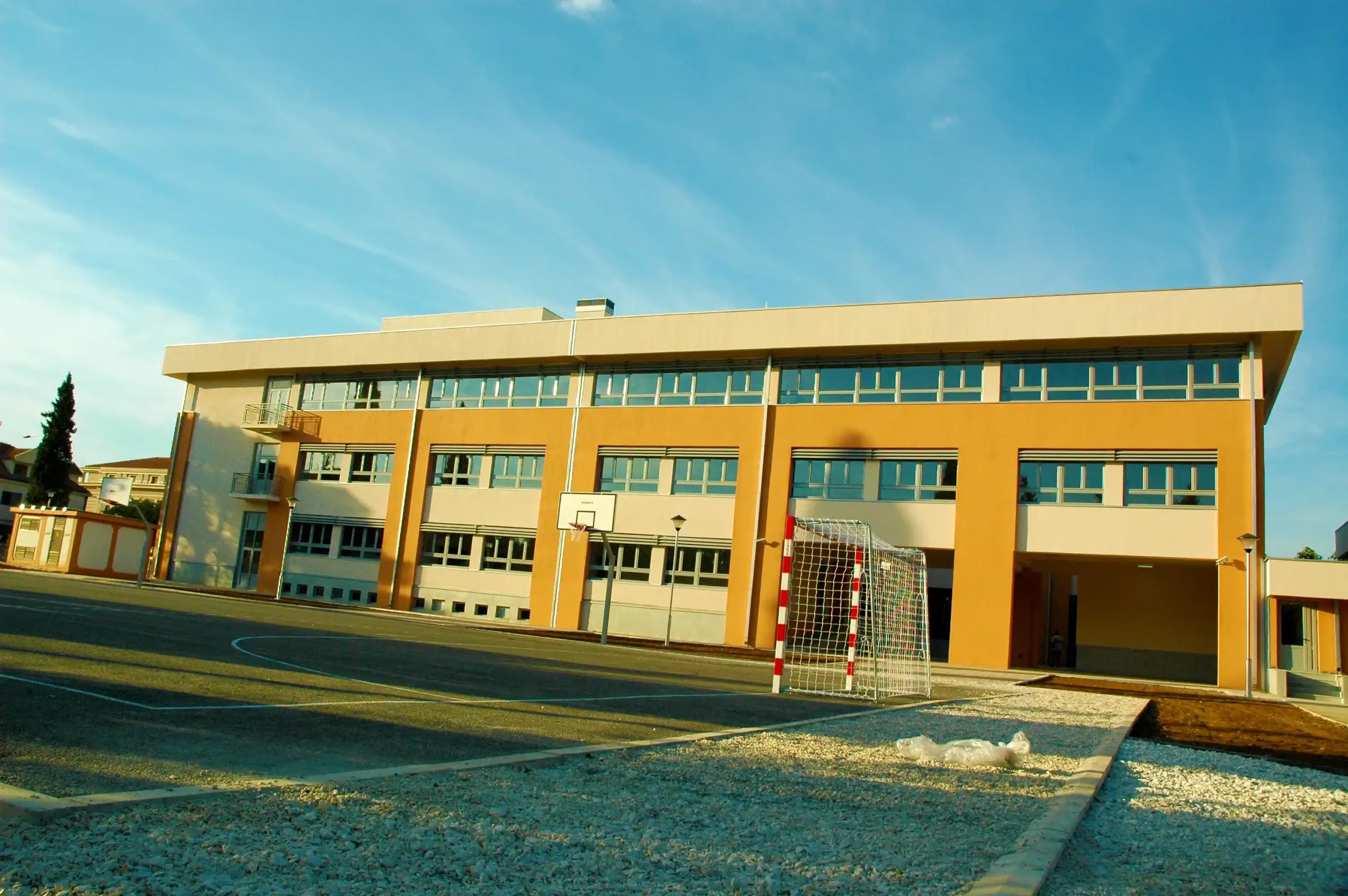 srednja ekonomska skola (3)