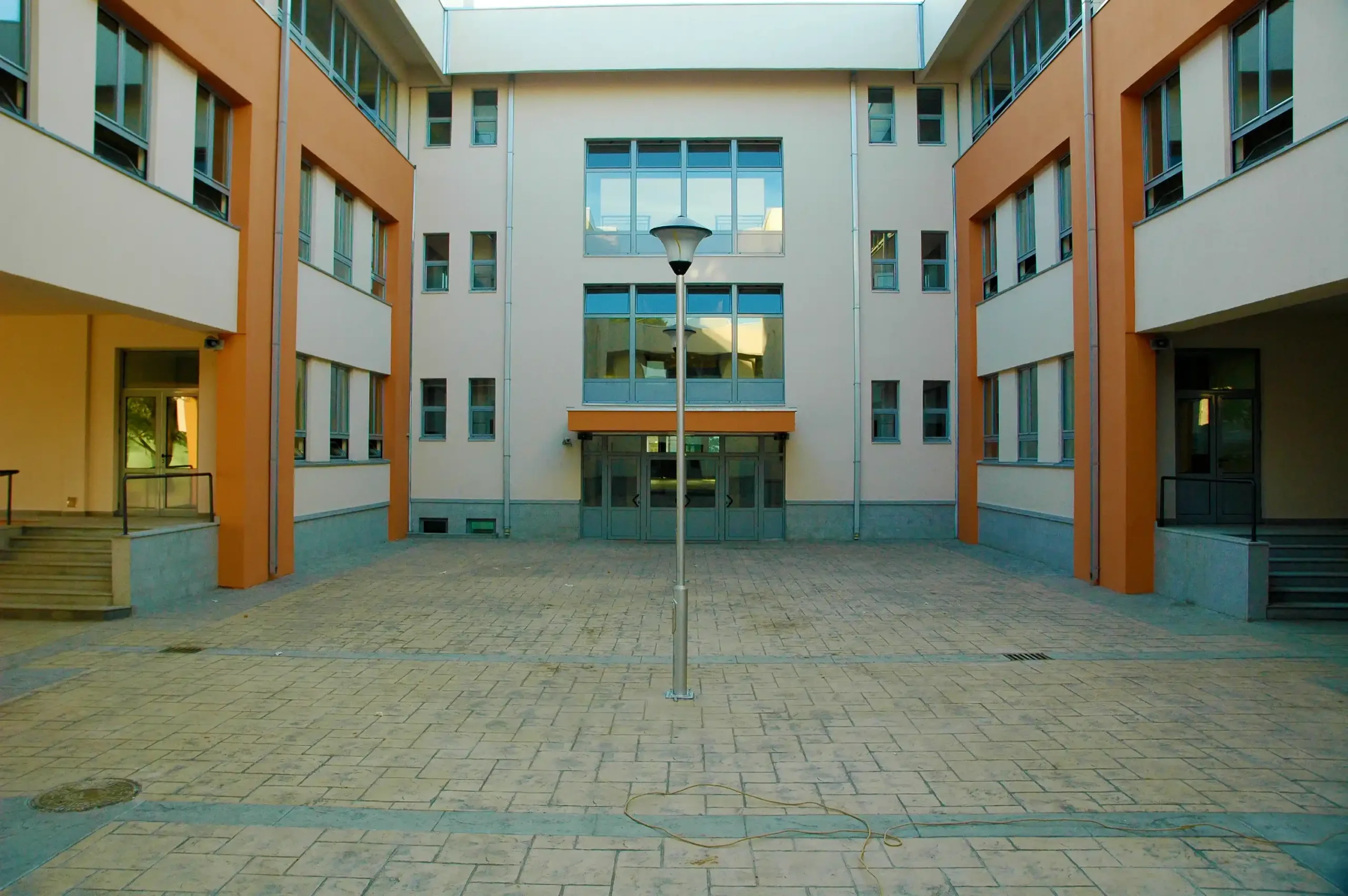 srednja ekonomska skola (6)