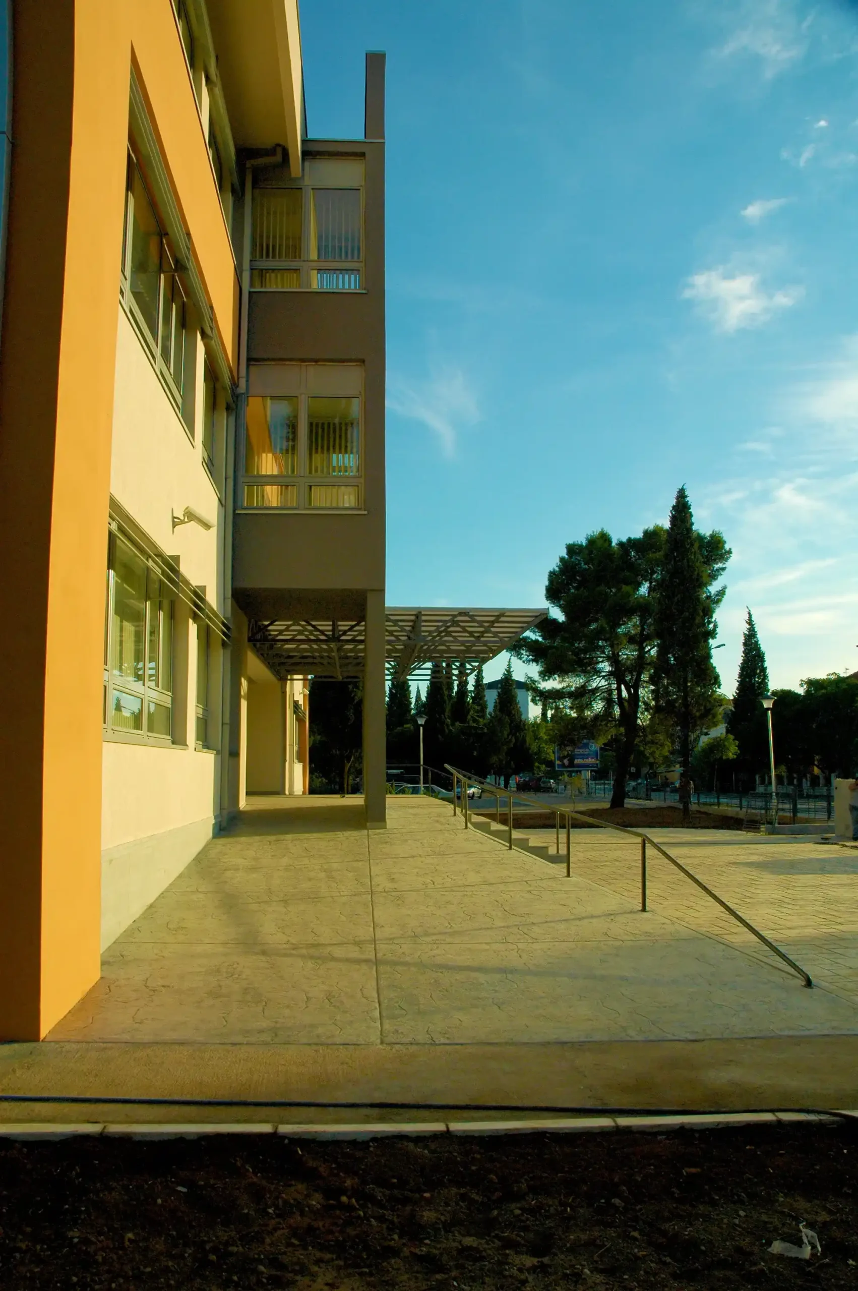 srednja ekonomska skola (8)
