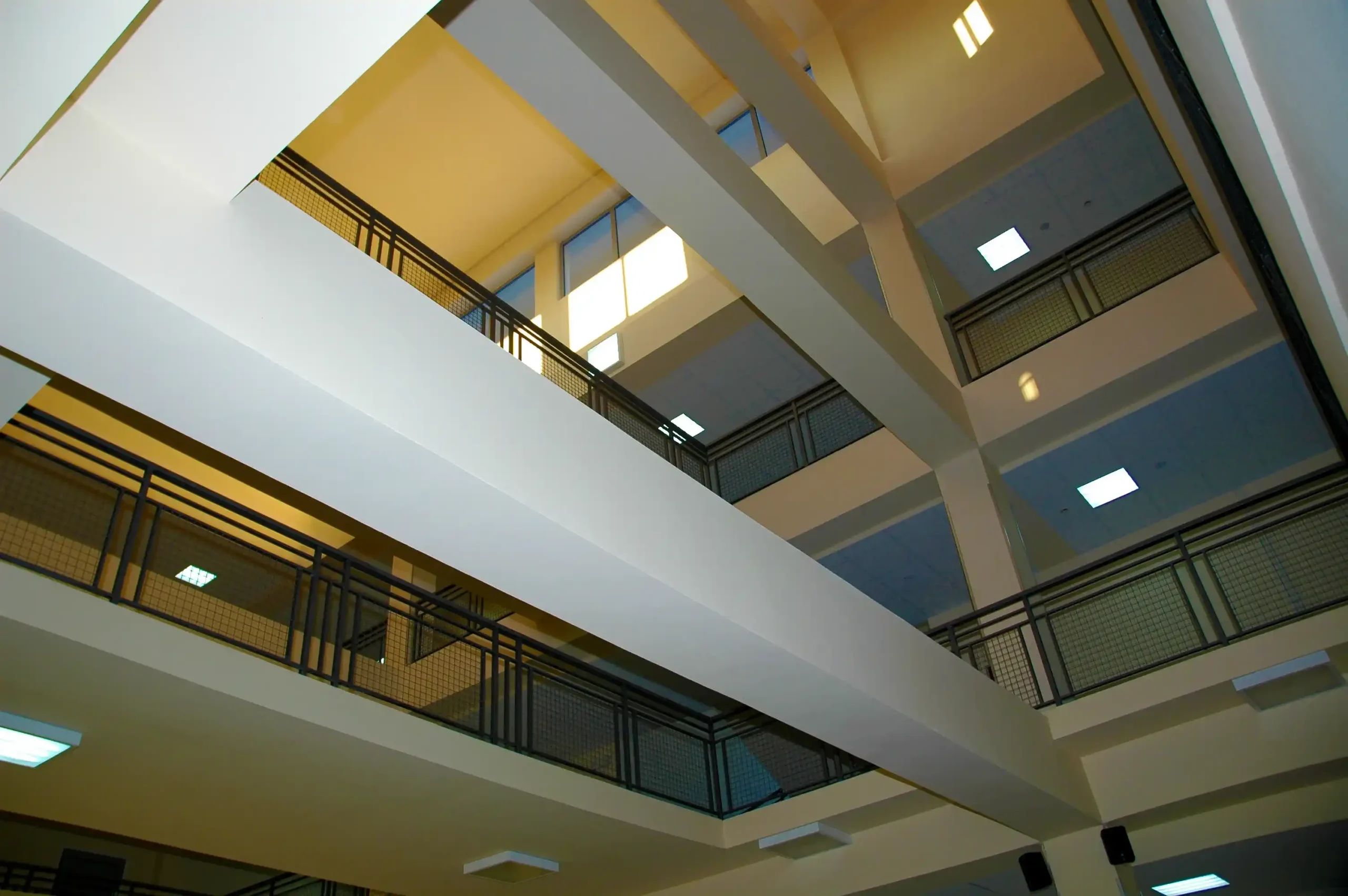 srednja ekonomska skola enterijer (16)