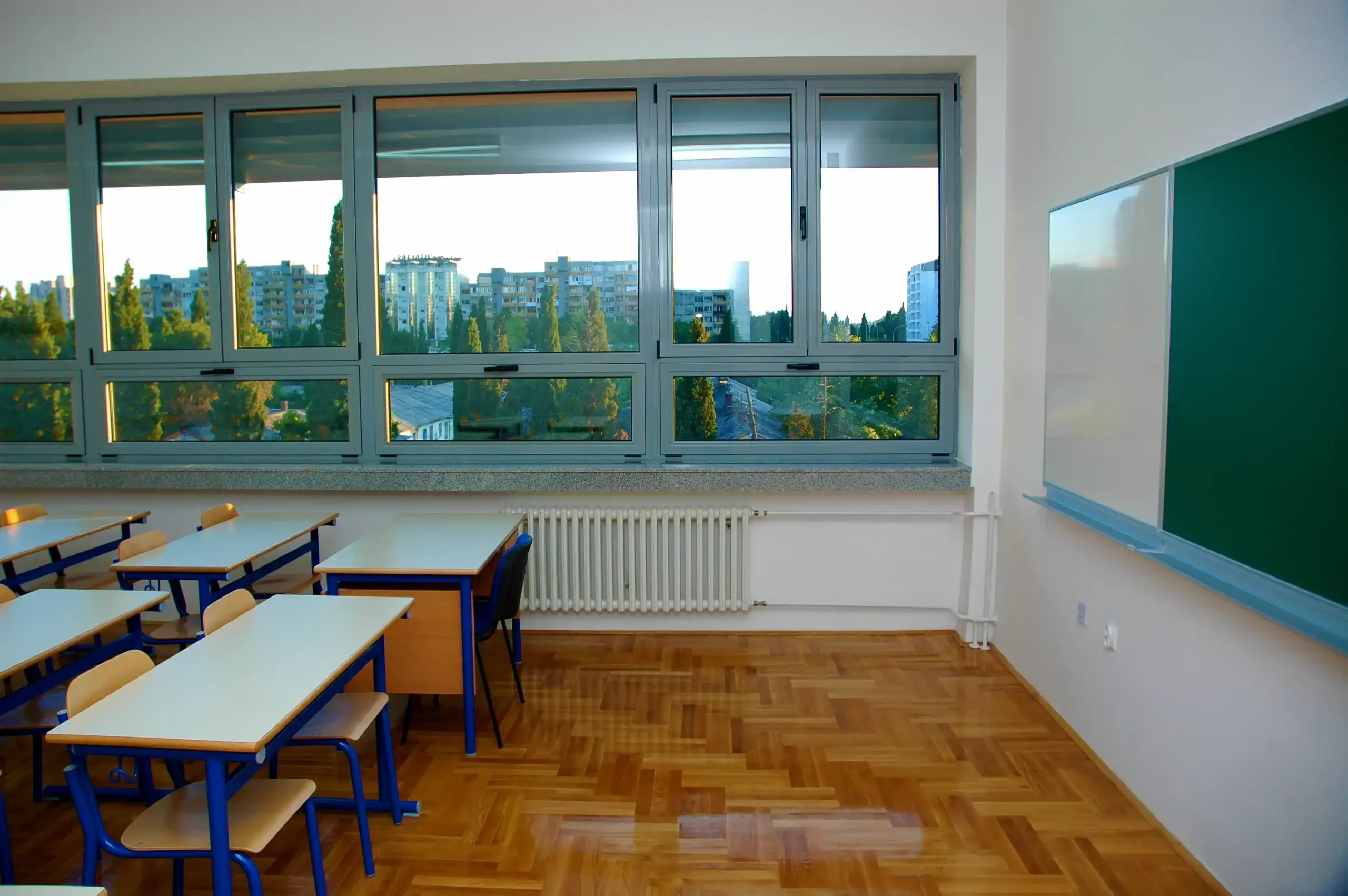 srednja ekonomska skola enterijer (6)