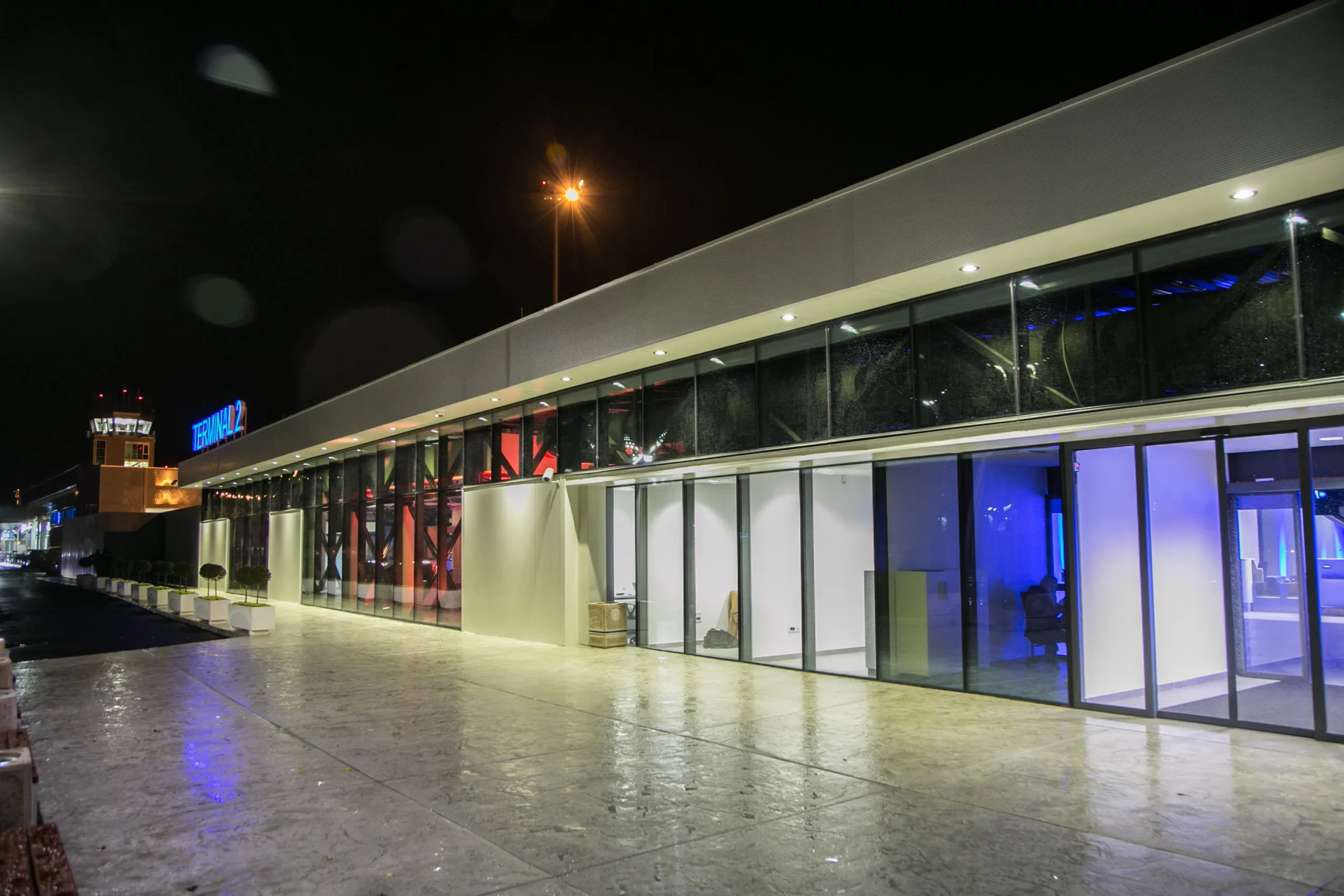 terminal2 (415)_